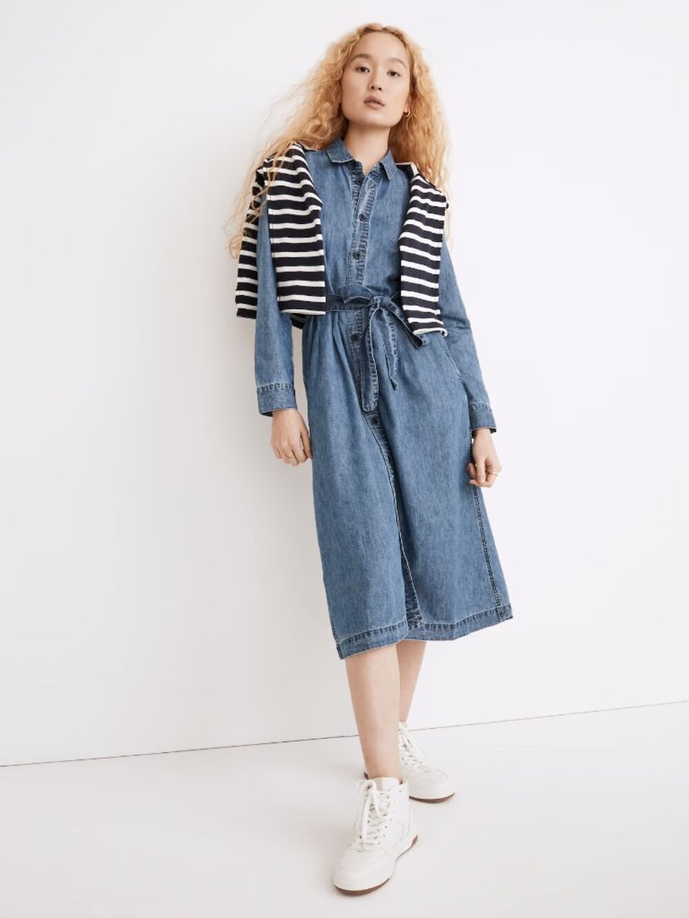 Madewell Tie-Waist Shirtdress: Denim Edition: Size 2 - Picture 4 of 10